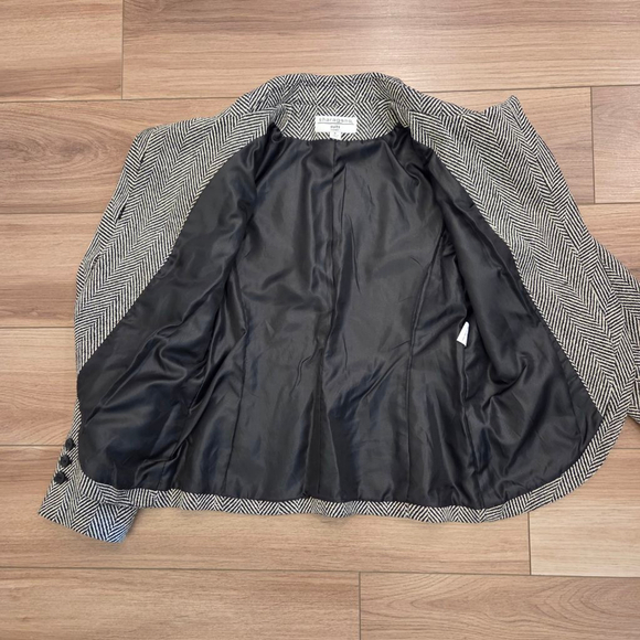 Sharagano Black & White Herringbone Blazer Jacket Size 8 - Picture 3 of 6